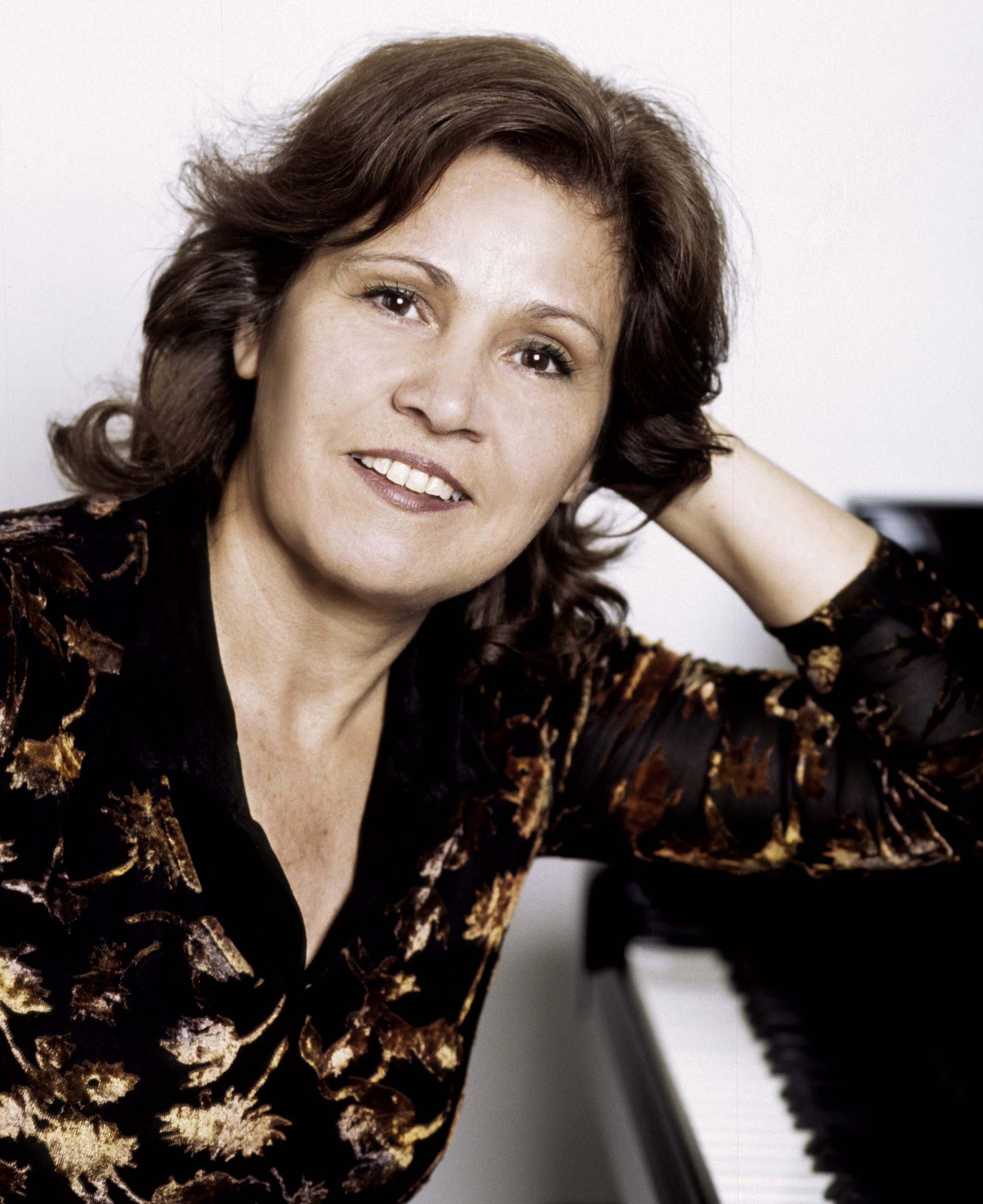 principal image of the artist